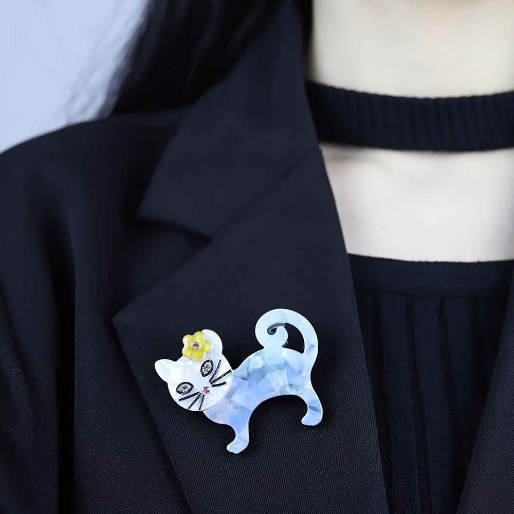 Handcrafted Acrylic Cat Animal Brooch, Holiday Gift